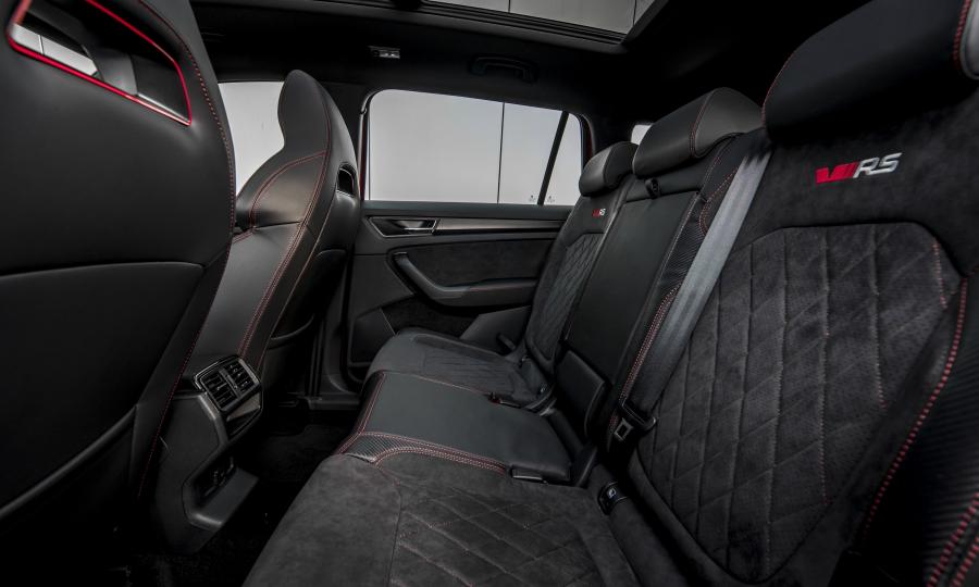 Интерьер Skoda Kodiaq vRS 2019 года  (UK) (фото 14 из 40)